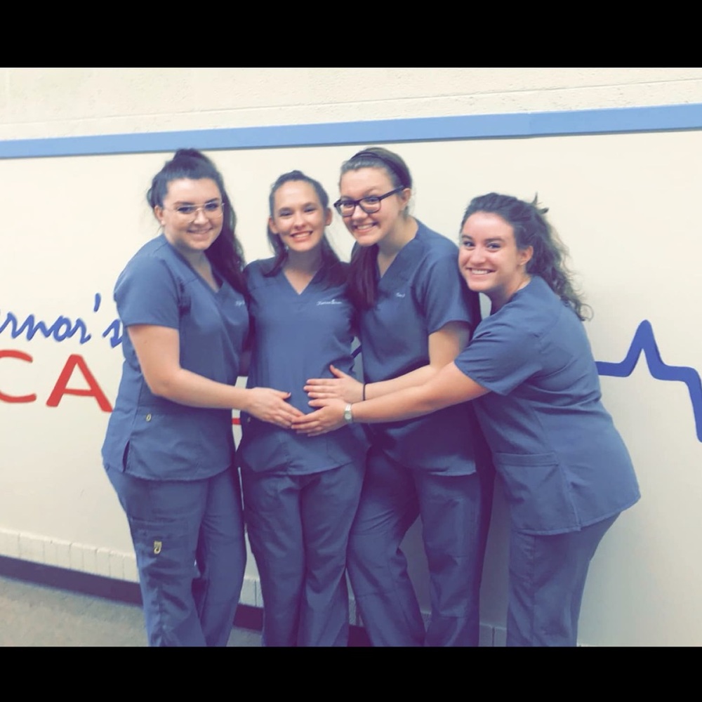 Meet your Posher, Alyssa